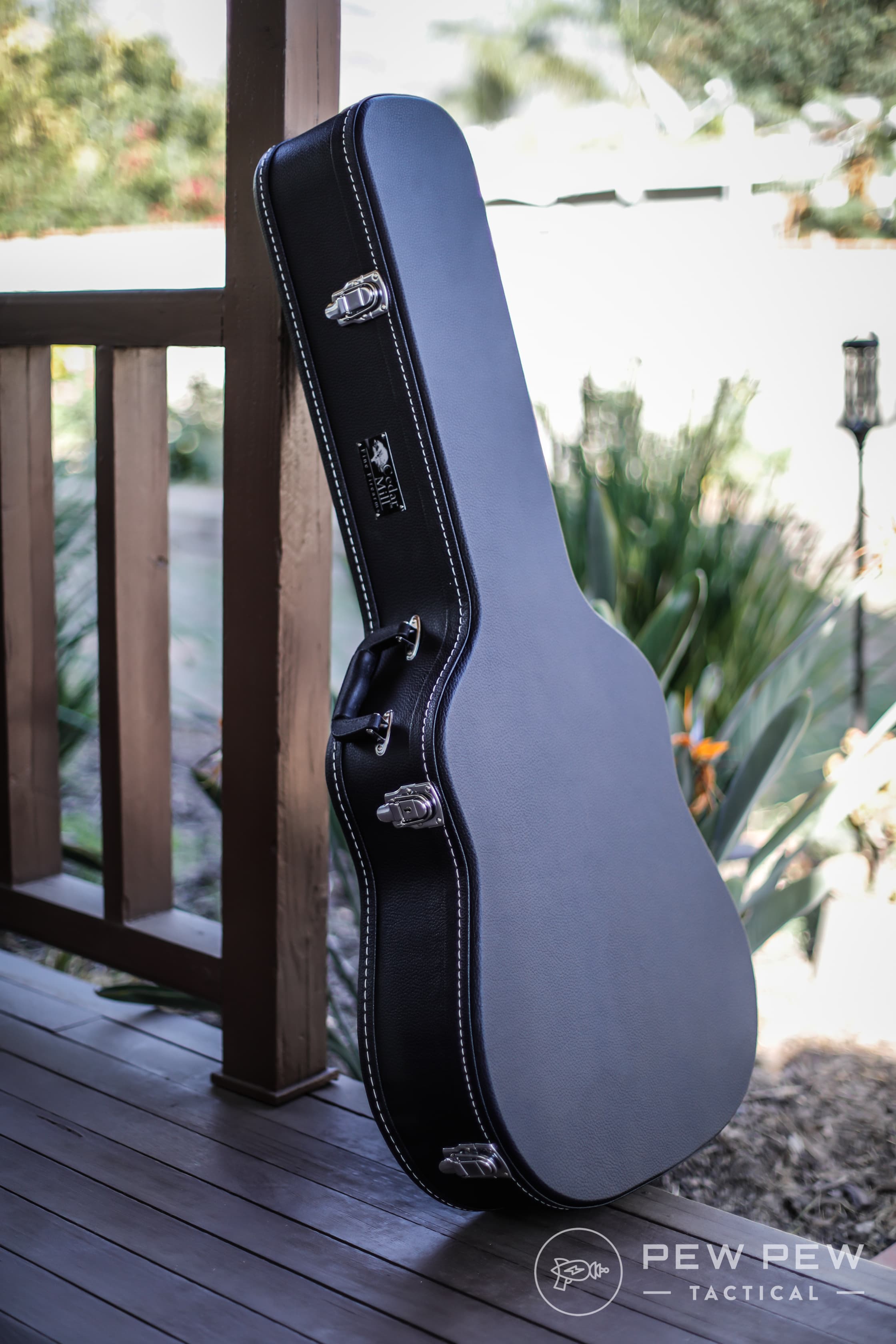 Cedar Mill Guitar Gun Case