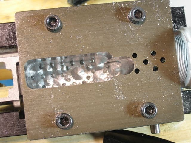 AR-15 80 Receiver Milling, CNCGuns