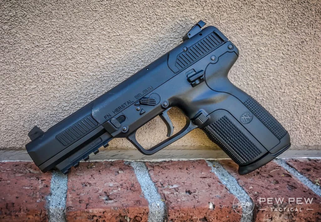 Post Thumbnail Image for post: [Review] FN Five-SeveN: High Speed & Low Recoil