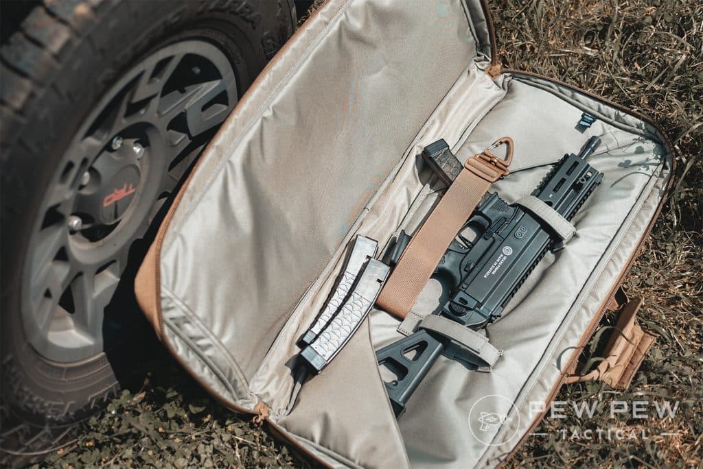 511 28 Inch Rifle Case open