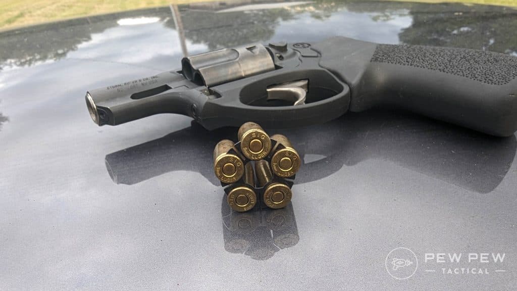 Revolver moon clip
