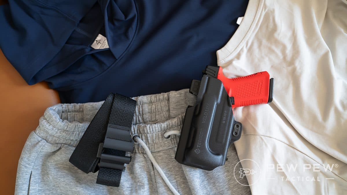 Post Thumbnail Image for post: Best Arrowhead Tactical CCW Clothing [Review]