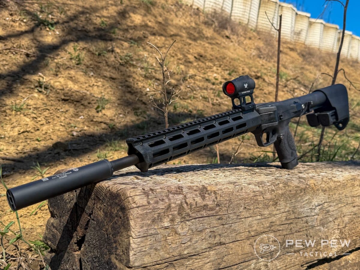 Post Thumbnail Image for post: Smith &amp; Wesson M&amp;P FPC 22LR Review: Best Folding Rifle?