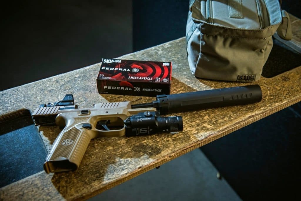 Post Thumbnail Image for post: Weekly Wrap: IL Wants to Ban “Assault Weapons” &amp; FN Launches New Suppressor