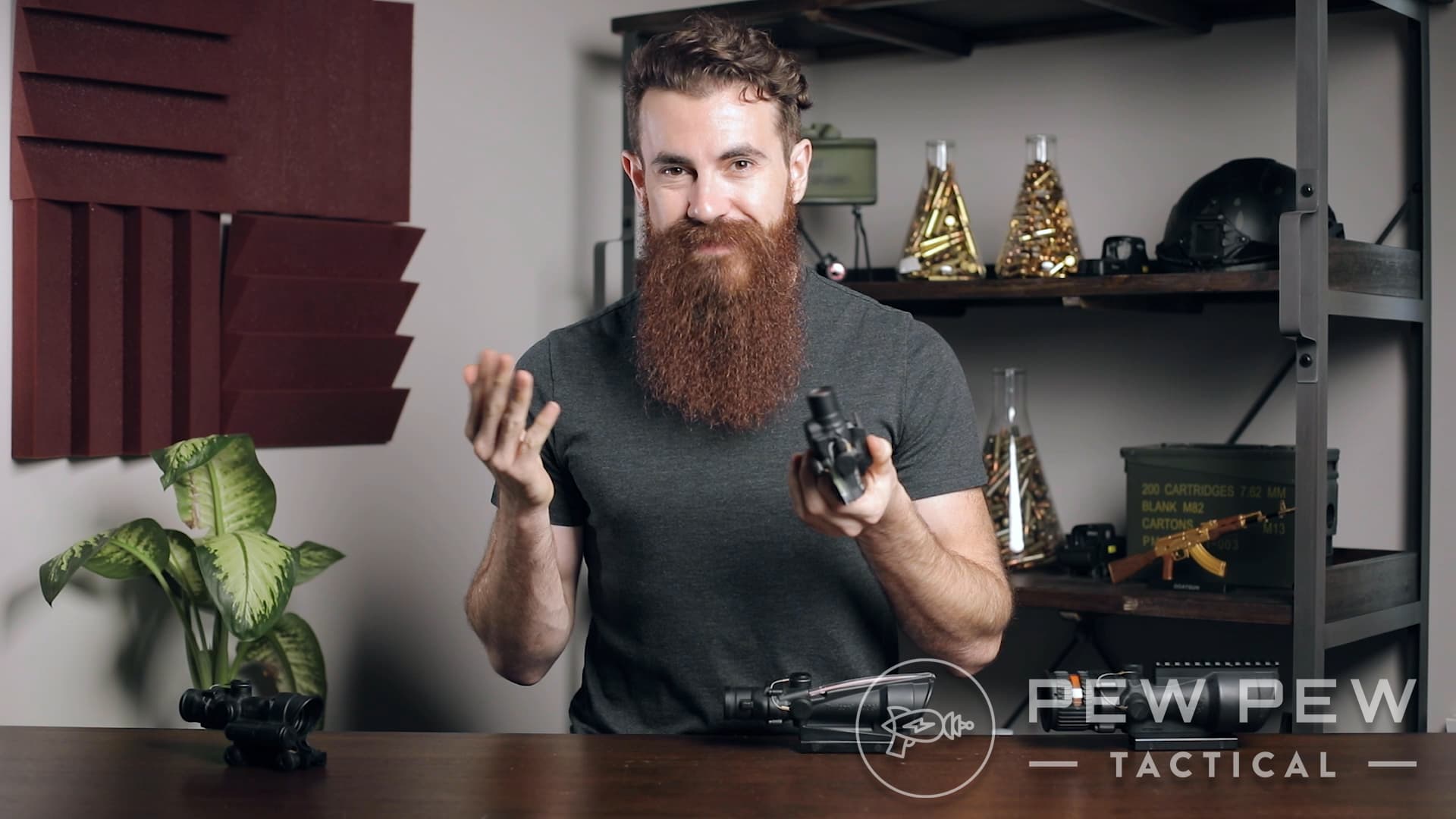 Trijicon-ACOG-TA44c-React