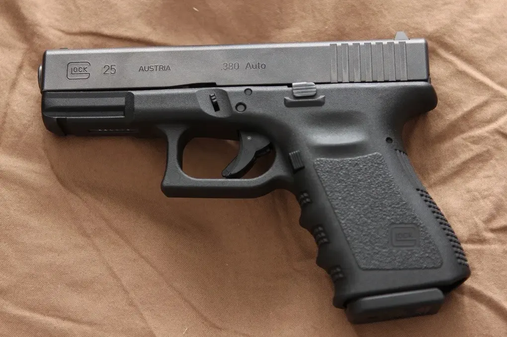 Glock-25
