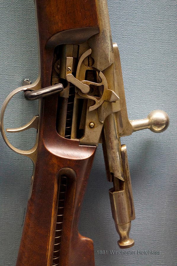 Winchester-Hotchkiss-1881-cutaway