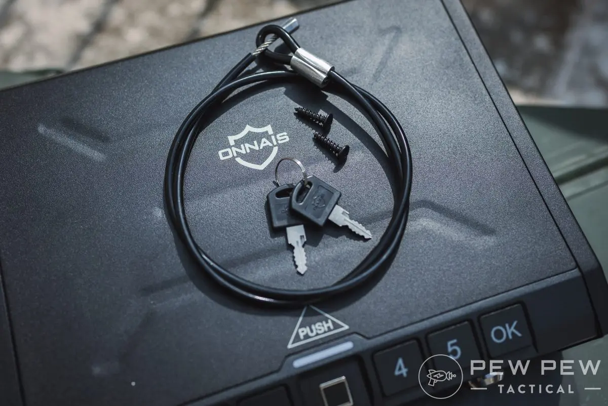 ONNAIS Iron Locking Cable & Key