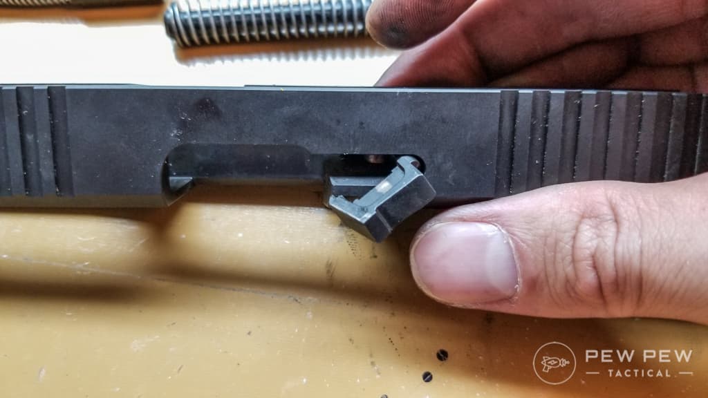Glock Extractor Orientation