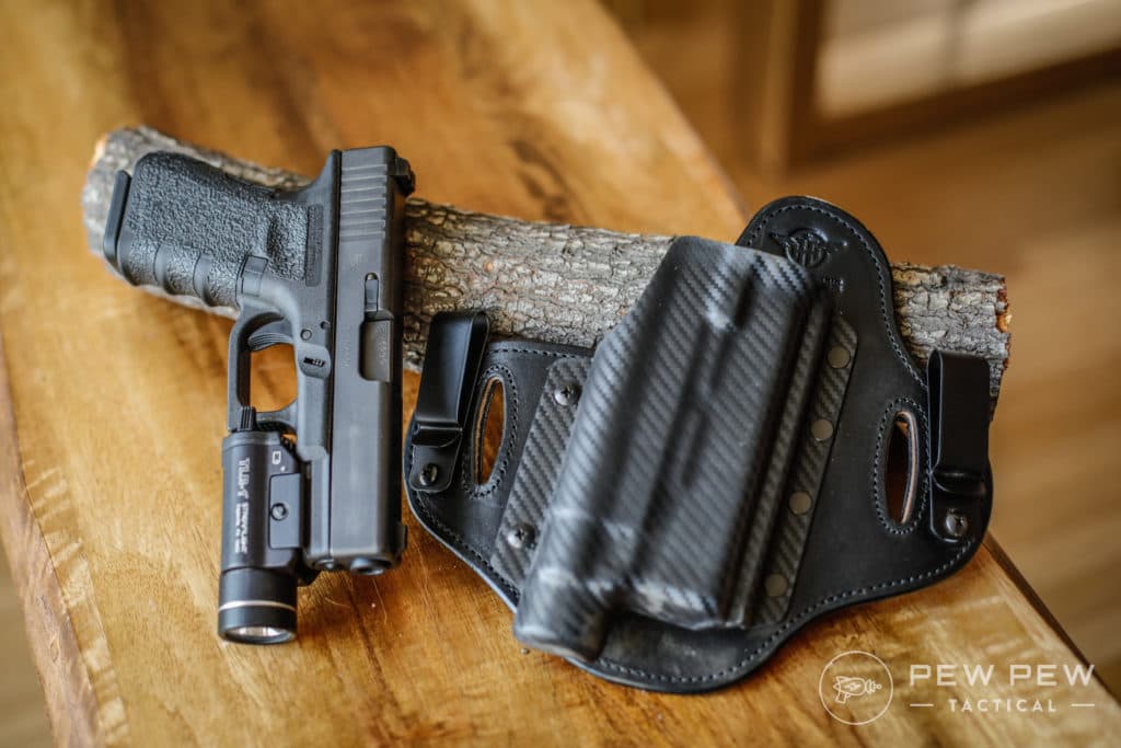 Post Thumbnail Image for post: Best Glock 19 Holsters : Concealed & OWB