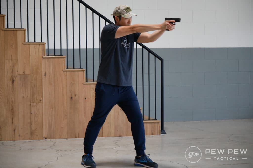 Weaver Shooting Stance, Side