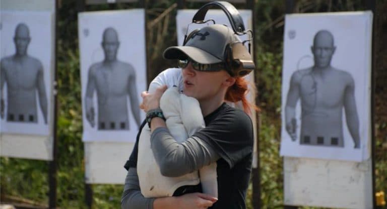 Post Thumbnail Image for post: Self-Defense with Your Children Present: What to Do