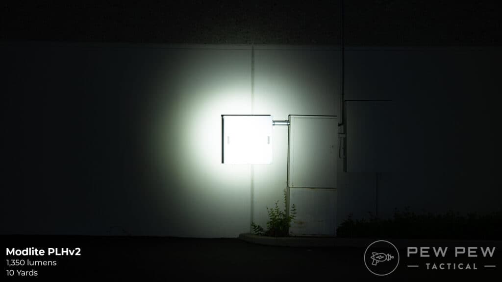 Modlite PLHV2 beam white wall