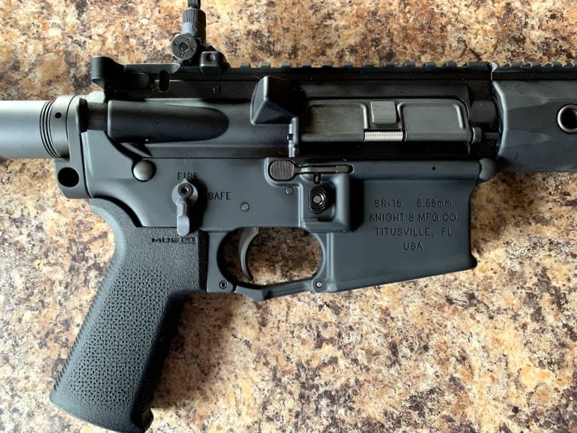 Knight’s Armament SR15 MOD 2 Right Side