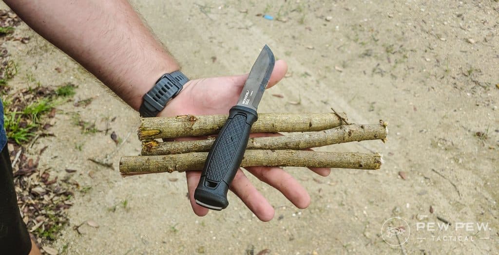 Post Thumbnail Image for post: Best Bushcraft Knives: An Analysis For Every Budget