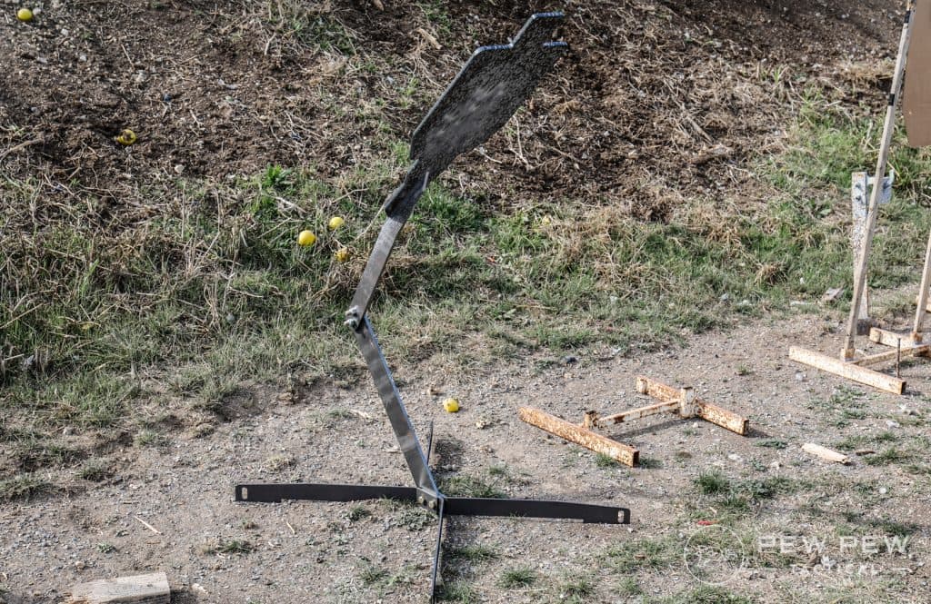 Shoot Steel Armadillo Short Range Target, Side