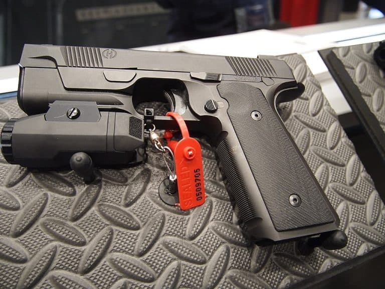 Post Thumbnail Image for post: What Happened to the Hudson H9?