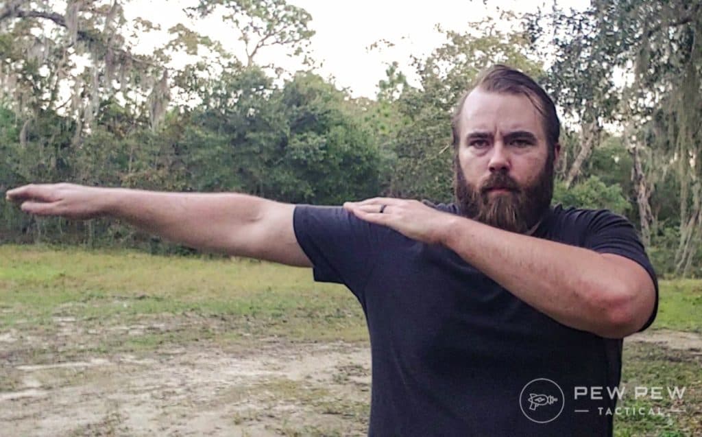 Post Thumbnail Image for post: U.S. Military Hand Signals Explained: How Soldiers Communicate