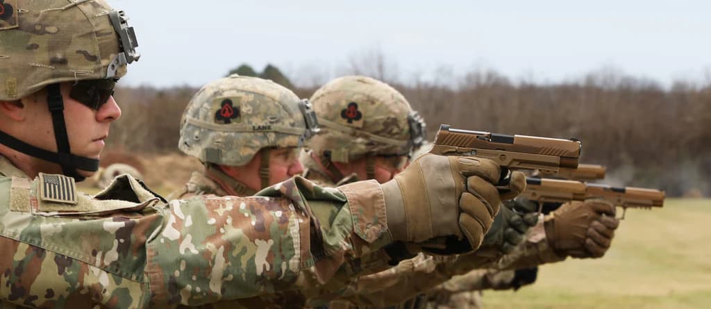 Sig-M17-Army-testing