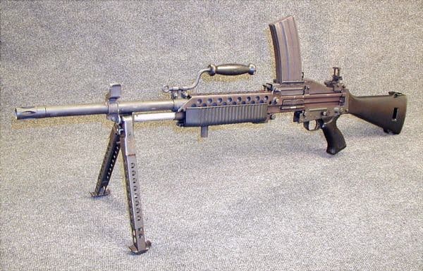 Stoner 63 top feed