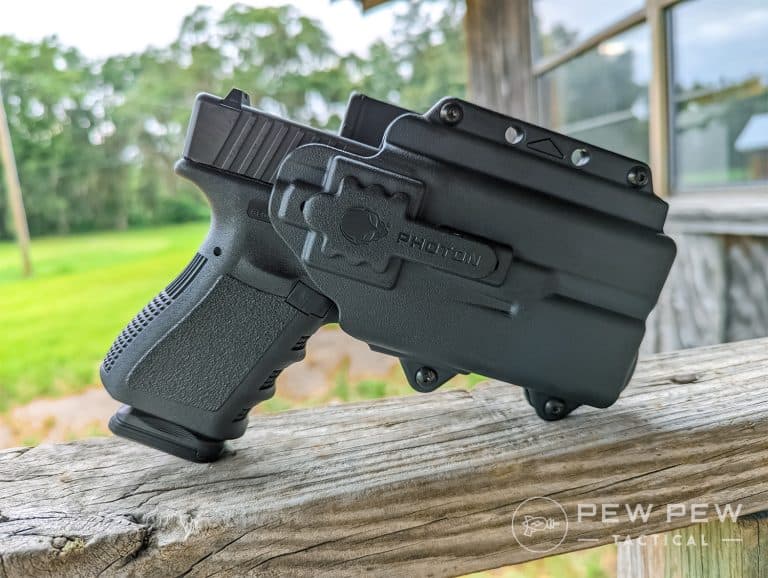 Post Thumbnail Image for post: Alien Gear Photon Holster Review: Best EDC Holster?