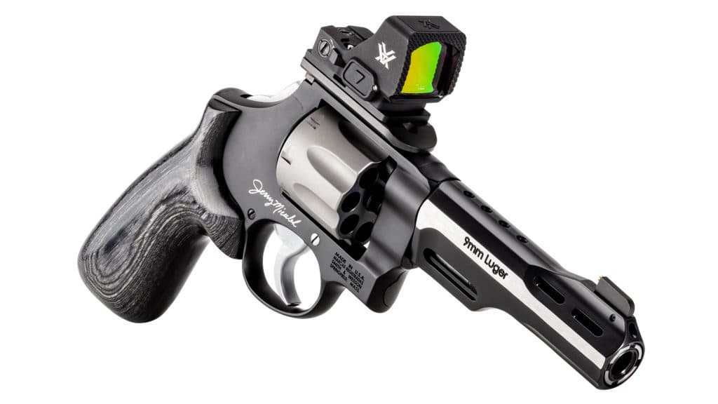Smith & Wesson 327 WR