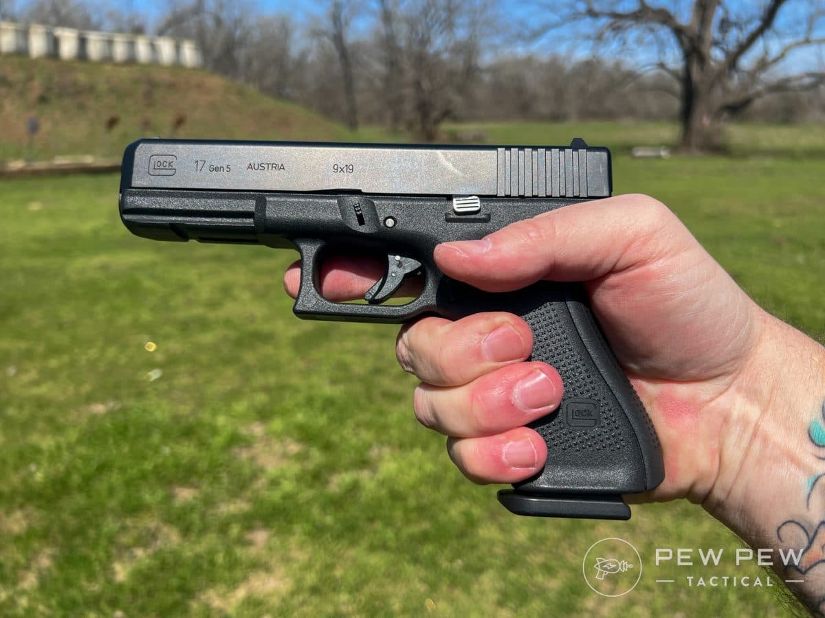 G17 vs G19 17 hand