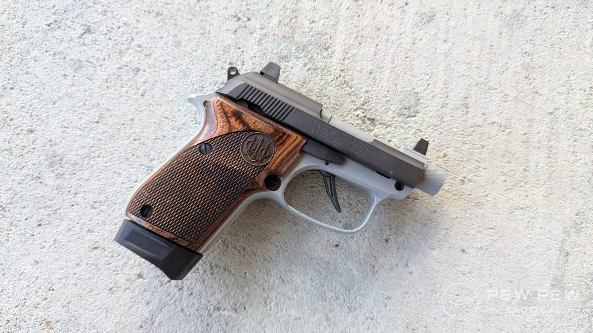 Beretta 30X Tomcat right