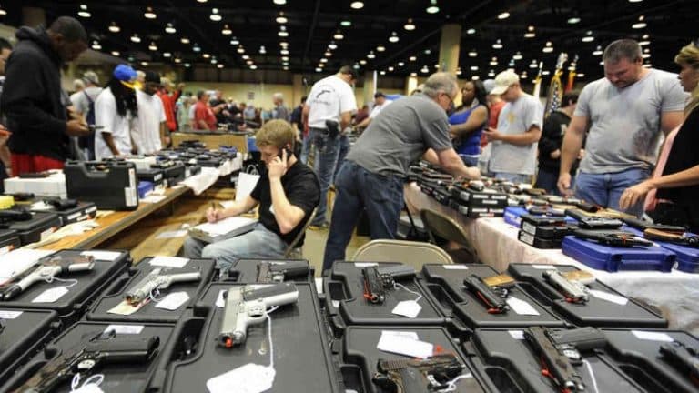 Post Thumbnail Image for post: Why the Gun Show Loophole Isn't What You Think