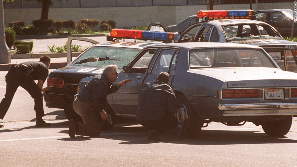 Post Thumbnail Image for post: A Picture from History: The North Hollywood Shootout