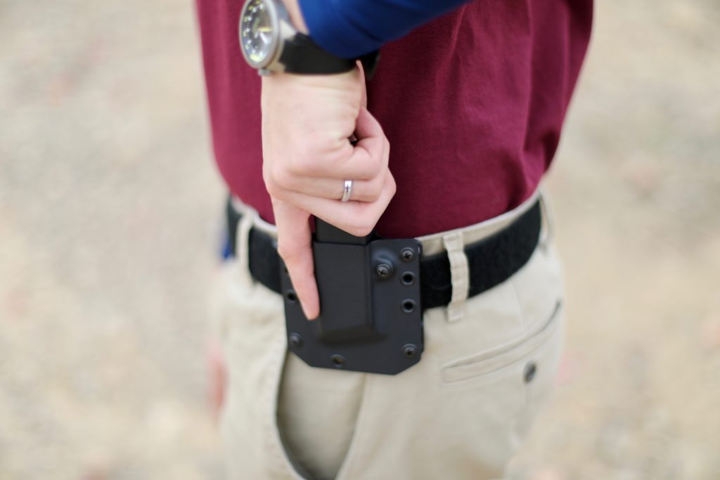 Bravo Concealment, Mag Grab