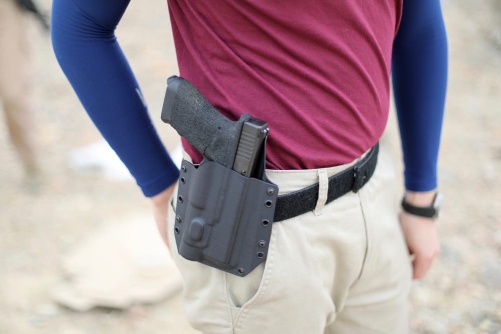 Bravo Concealment with Glock 17 & Streamlight TLR-1