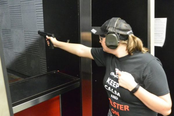 one handed doorway shooting