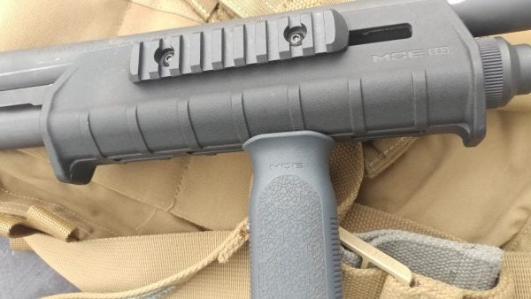 Magpul MOE Shotgun Pump with Rails