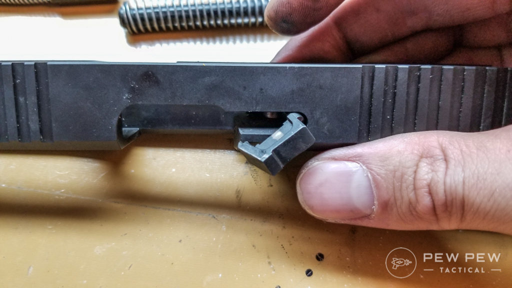 Glock Extractor Orientation