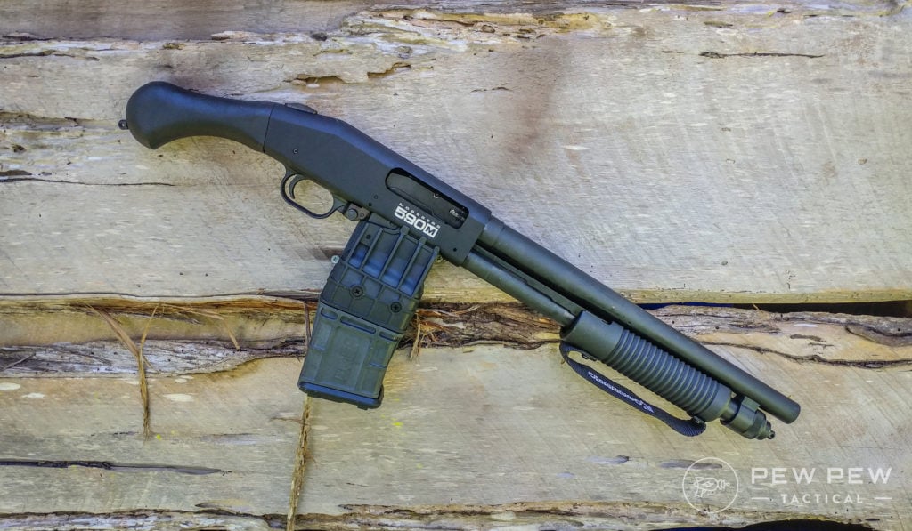 590M Shockwave Mag-Fed O.F. Mossberg & Sons