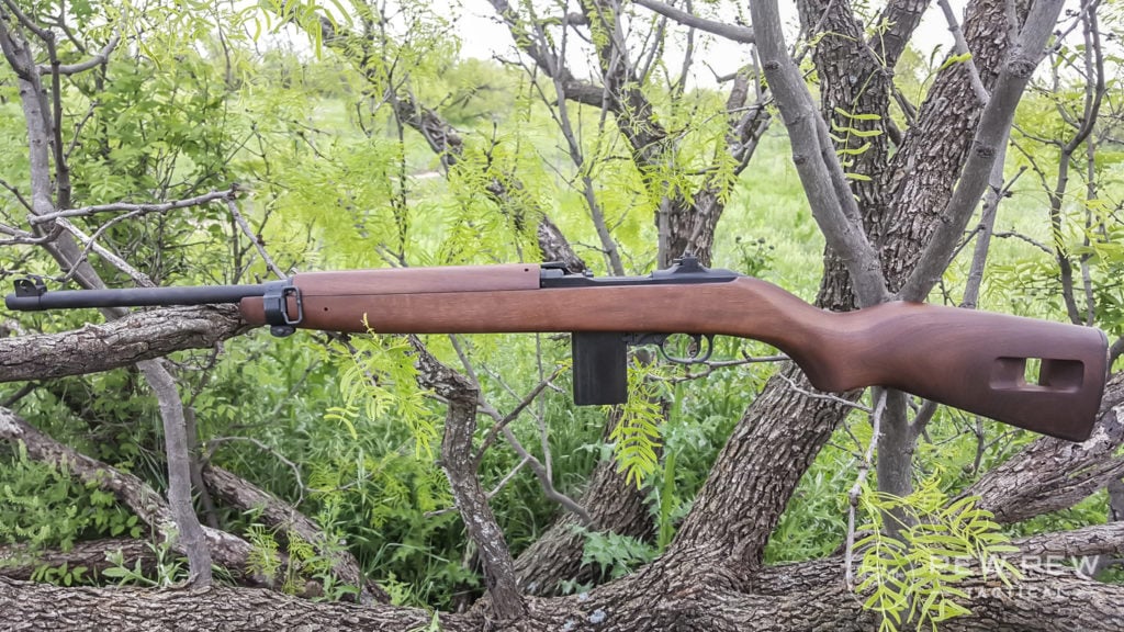 The AO M1 Carbine is easy to carry due to its lightweight.