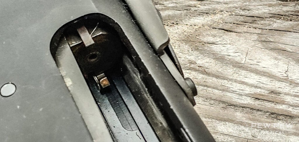 Mossberg dual extractors