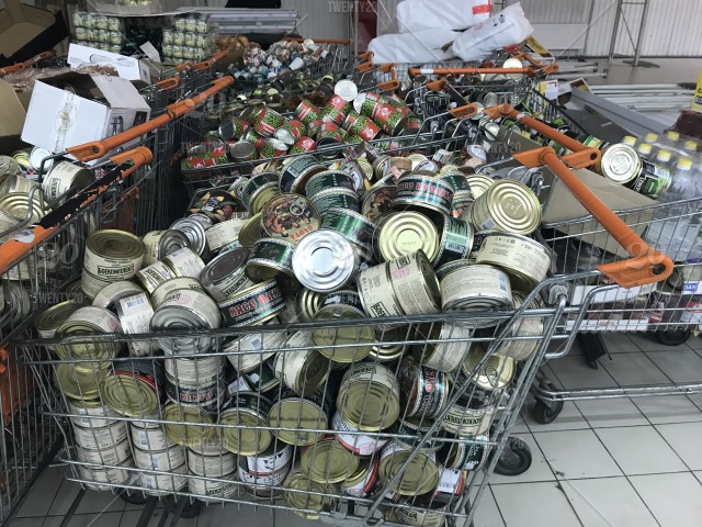 mess of cans