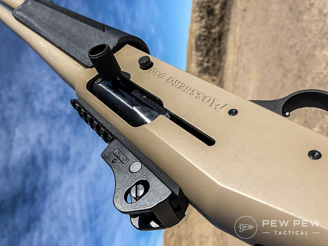Mossberg 930 Tactical charging