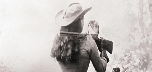 Annie Oakley trick shot