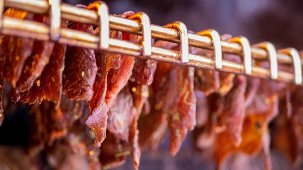 Oven drying beef jerky