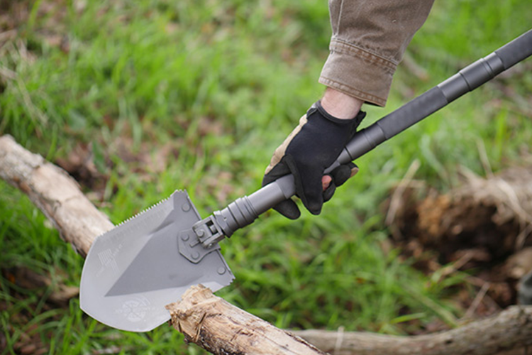 Survival Shovel as a saw