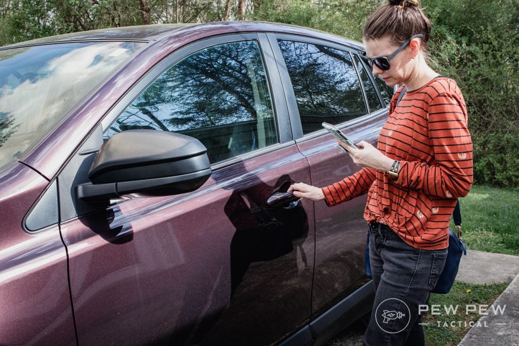 Carjacking Distracted on Phone