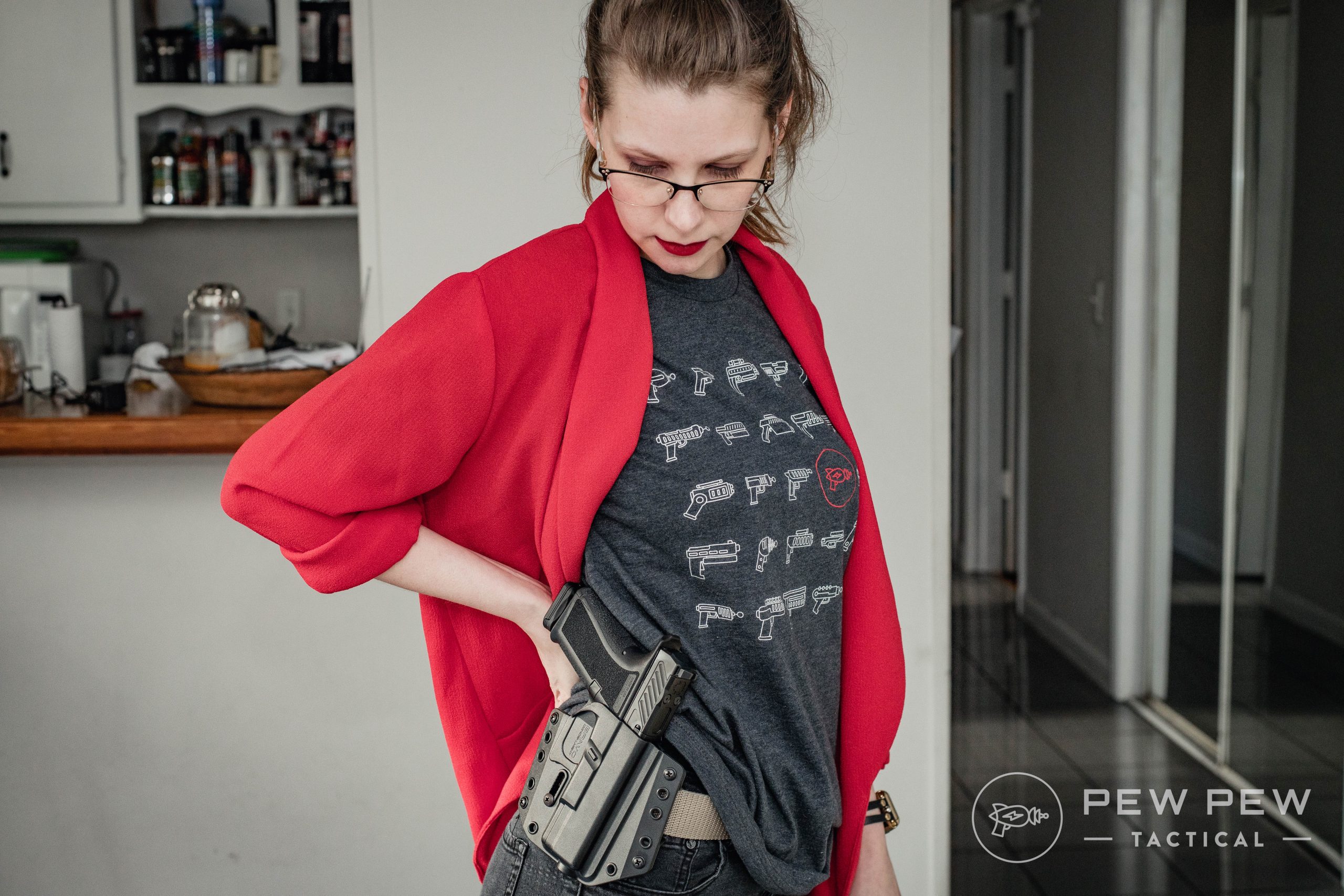 9 Best OWB (Outside Waistband) Holsters [Concealed & Open Carry] - Pew