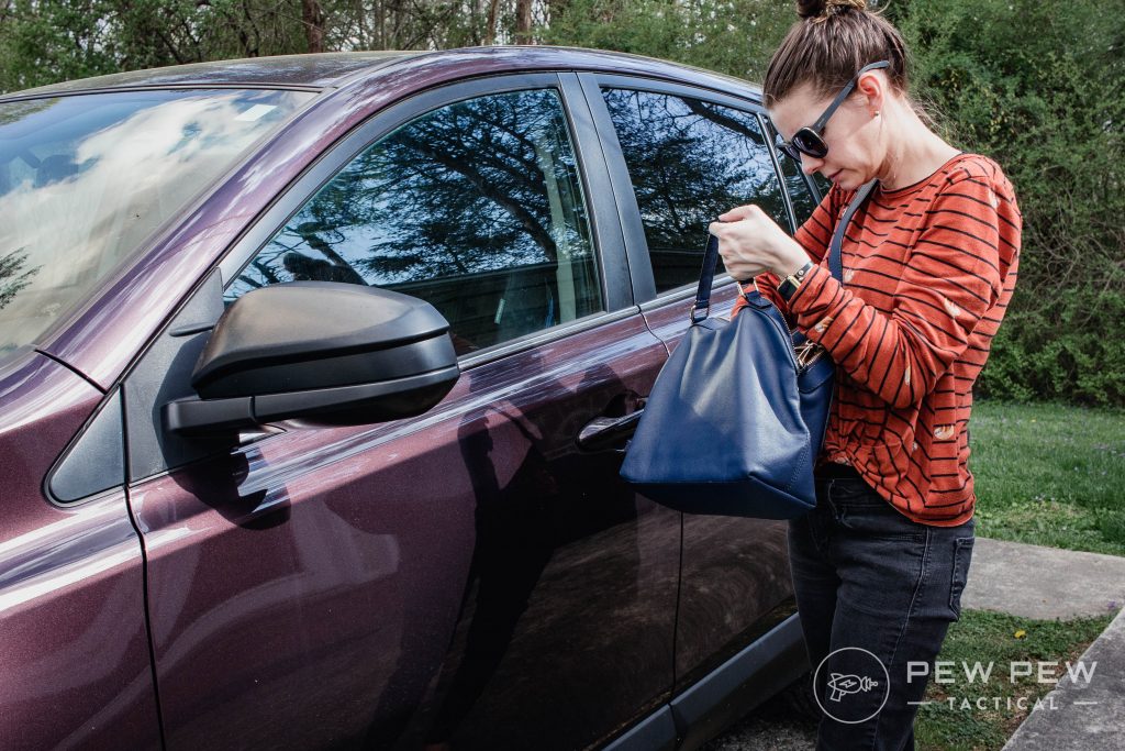 Carjacking Distrated in purse