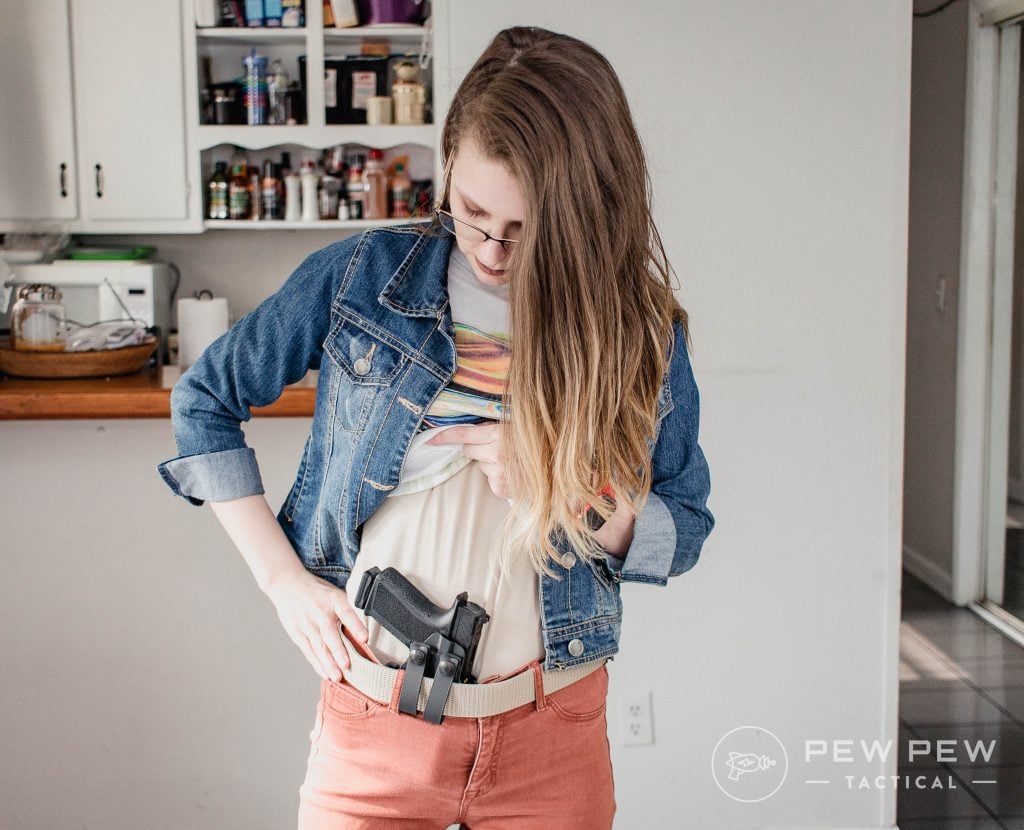 Ladies Concealed Carry 101 - Drawing From A Concealed Carry Purse – Lady  Conceal