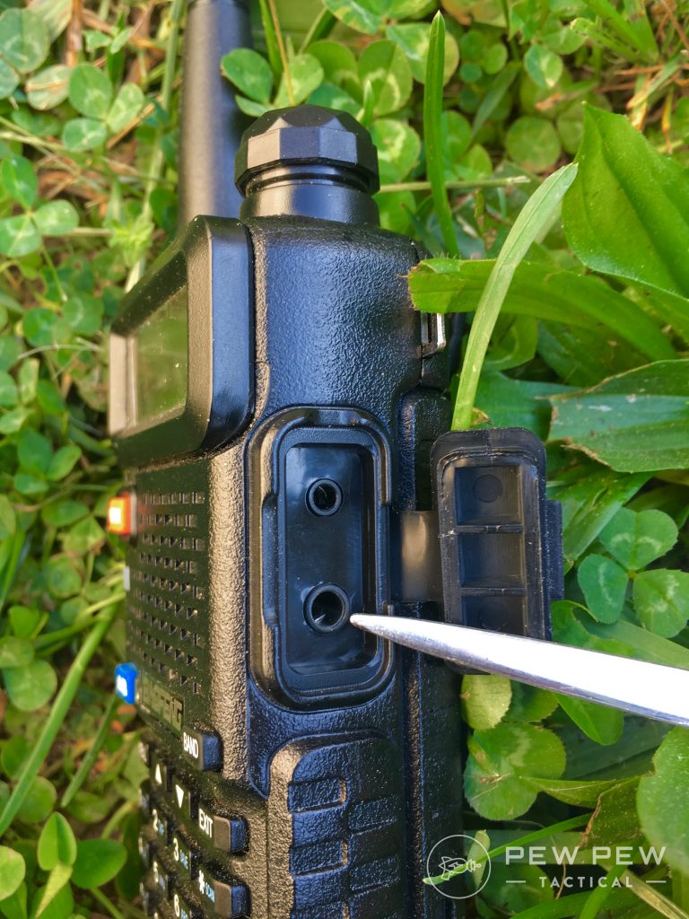 Baofeng UV-5R accessory port