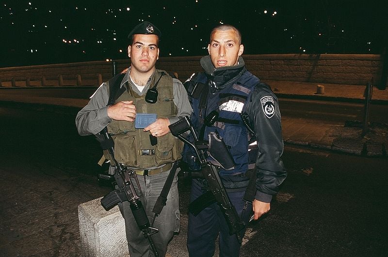 Israeli police with Micro Galil