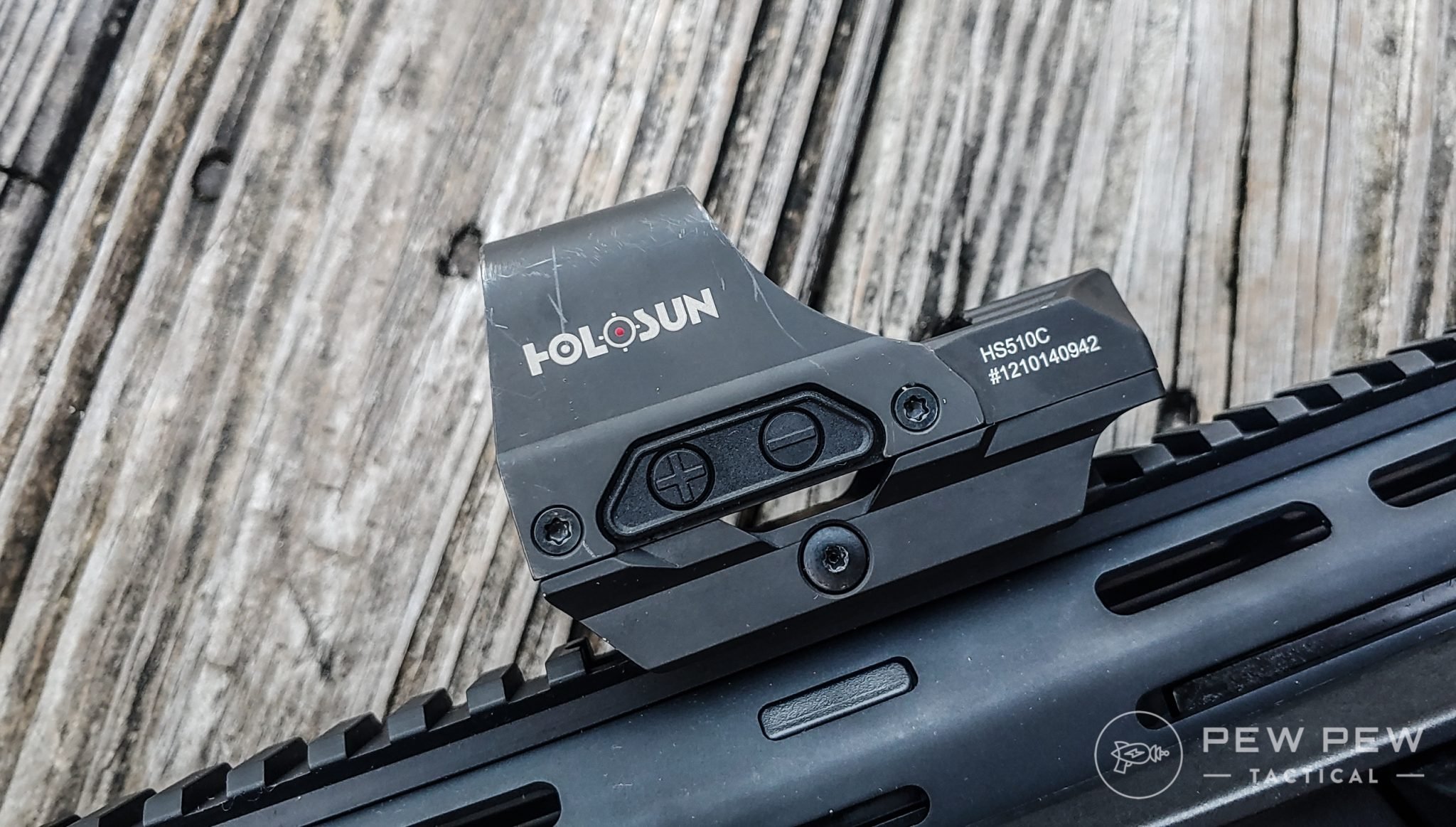 Best Holosun Optics 8 Red Dots for Rifles, Pistols, & Shotguns [Guide